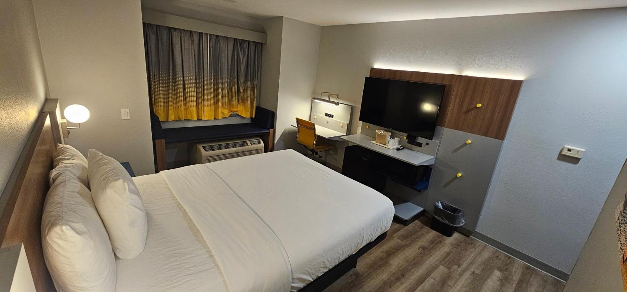 Microtel Inn & Suites By Wyndham Tulsa - Catoosa Route 66 Exterior foto